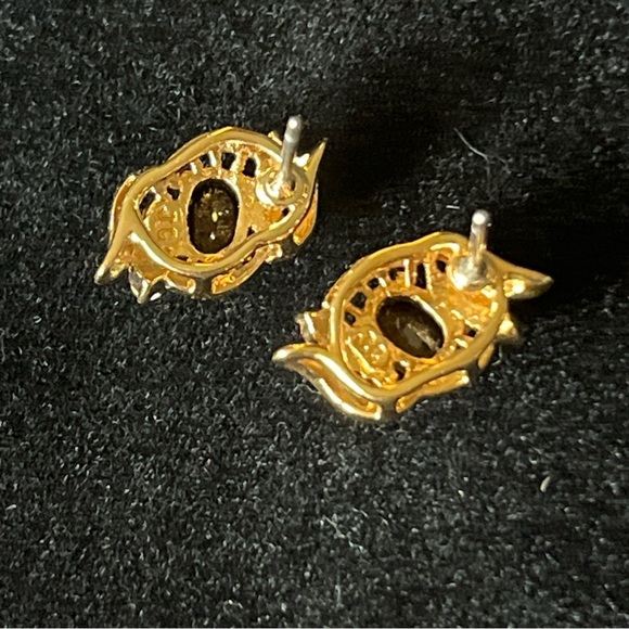 JC Black Rhinestone And Clear Rhinestone Stud Earrings Gold Tone - Picture 7 of 11